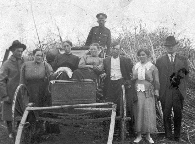 Agnes Fast and siblings