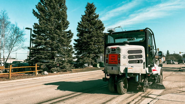 Street cleaner