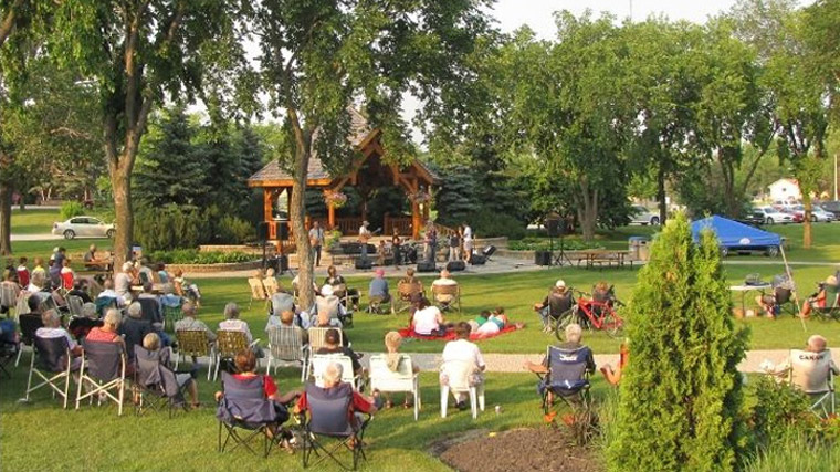 KR Barkman Concerts in the Park