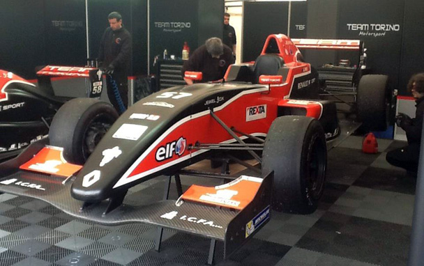 Formula Renault 2.0 race car